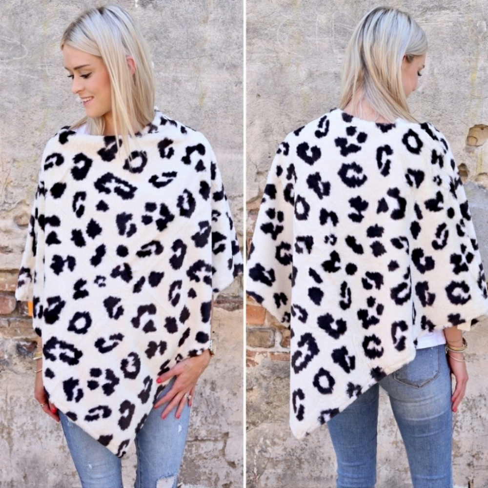 🐆Cozy Leopard Poncho🐆